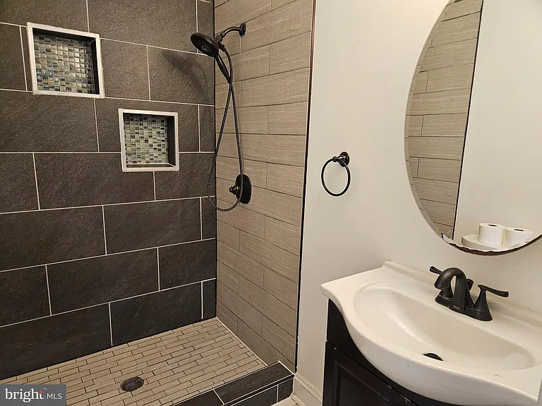 2082 Jasmine Rd — Photo 16