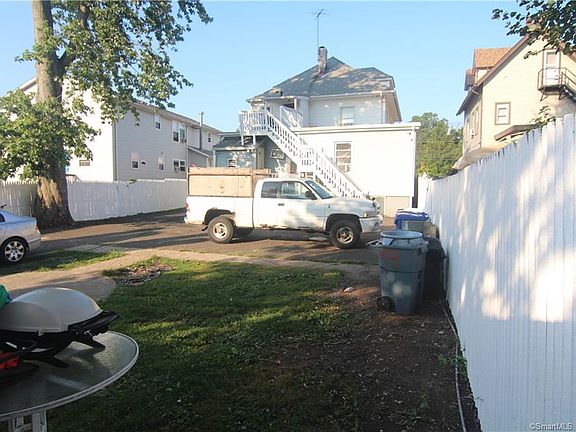 5th image of 99 Woodward Ave