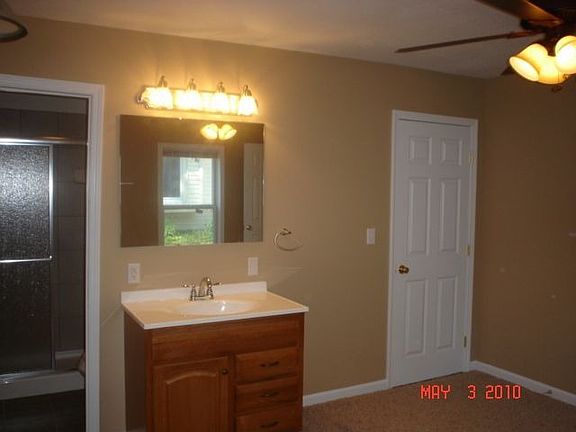 4th image of 1025 S Woodland Ave