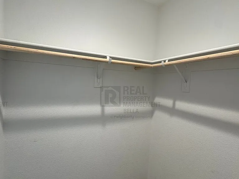 2807 Moonshimmer St — Photo 39