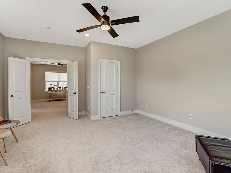 3270 Sassafras Ln — Photo 40