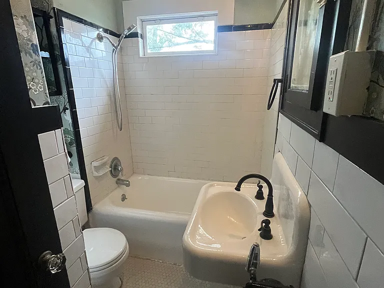 111 Cumberland Ave #6 — Photo 17
