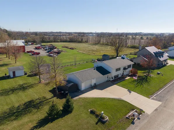 101 S Gadwall Ln, Downs, IL 61736