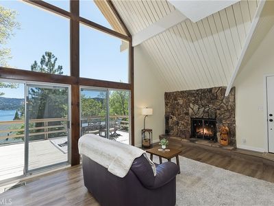 27559 N Bay Rd, Lake Arrowhead, CA, 92352