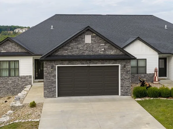 612 Tuscany Dr #25A, Camdenton, MO 65020