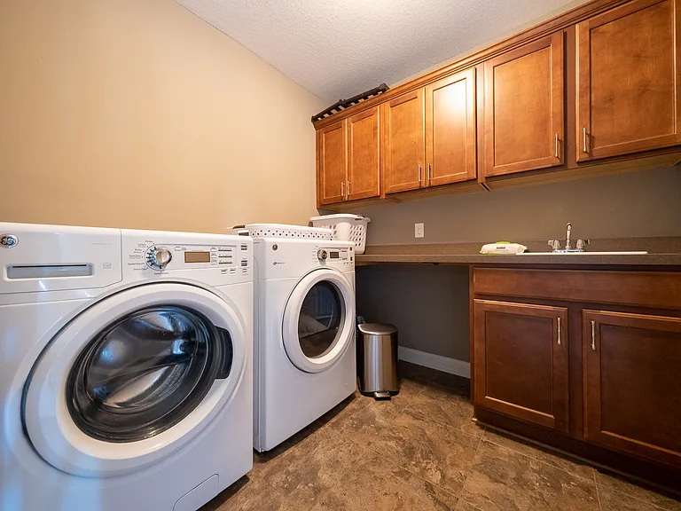 15356 Eagle Creek Way — Photo 47