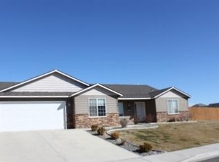 6200 Kilawea Dr, West Richland, WA 99353