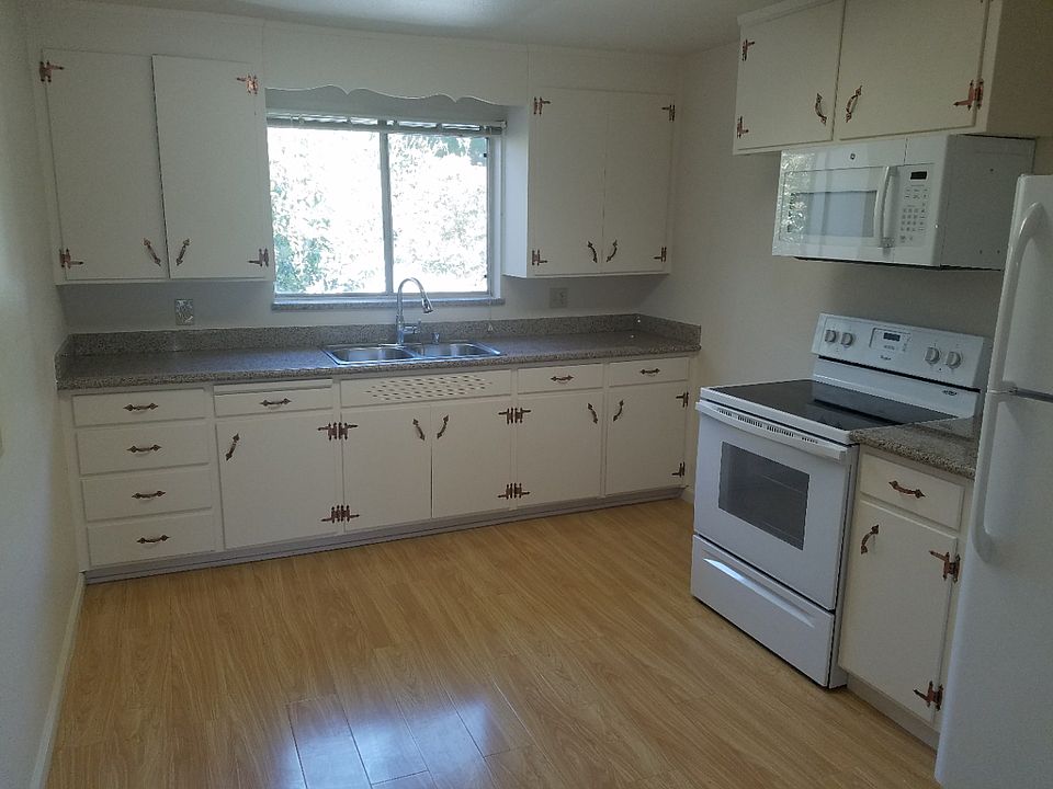 Kitchen Entry