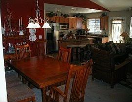 3rd image of 3035 S Collie Dr
