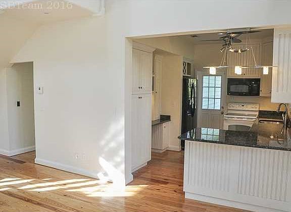3rd image of 126 14th St