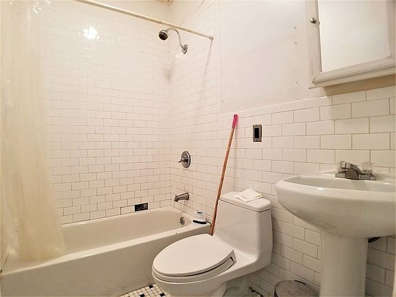 3rd image of 79 Central Ave APT 2R