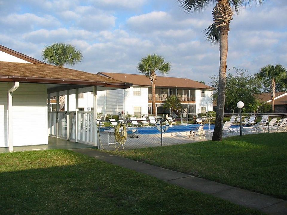 1st image of 1001 Plantation Dr APT D6