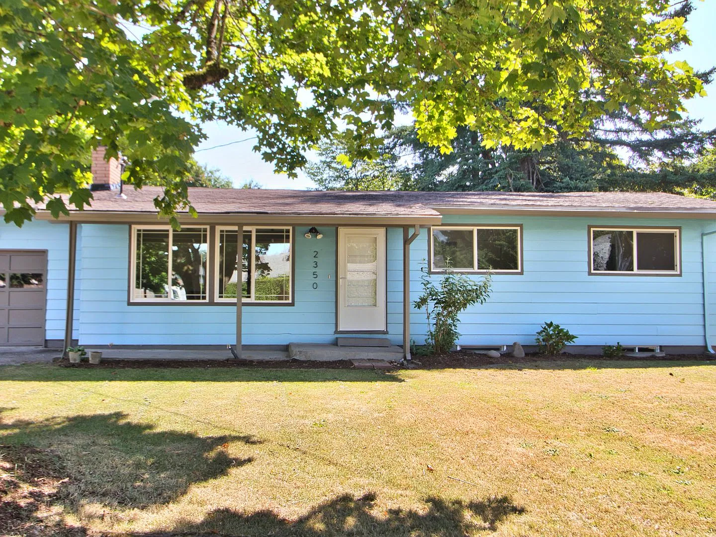 Large Renovated Home with Big Yard! — Photo 1