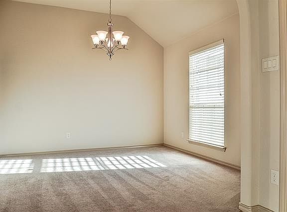 4th image of 119 Toucan Ct