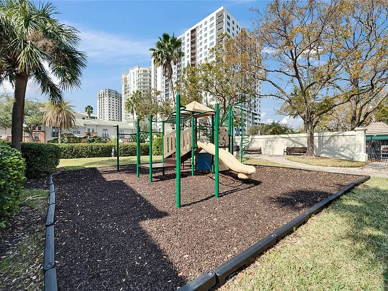 845 Normandy Trace Rd — Photo 46