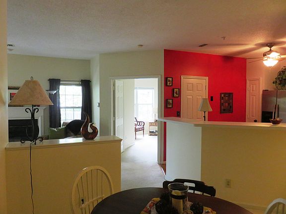 4th image of 1724 Lake Shore Crest Dr APT 22