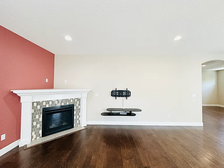 17090 NW Anita St — Photo 28