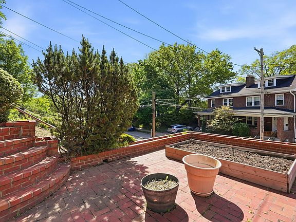 3rd image of 6407 Nicholson St