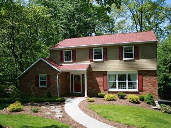 1st image of 1085 Woodhill Dr