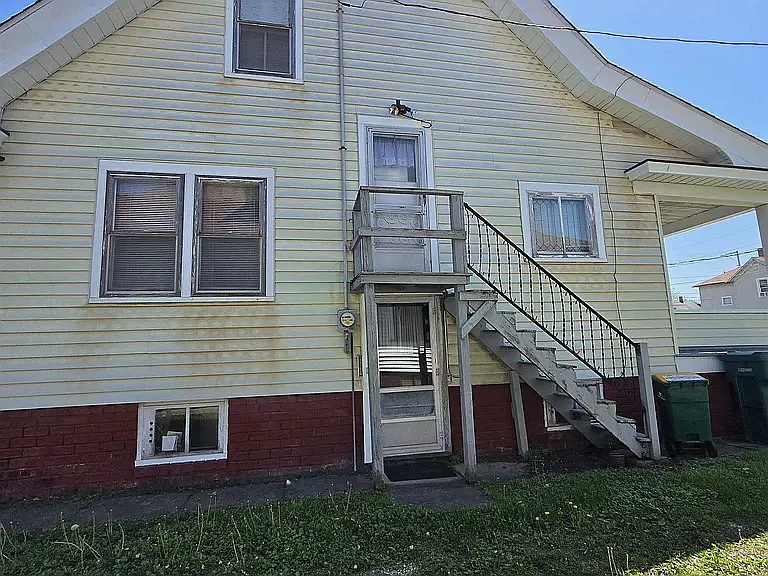 3 bed, 1002 sqft, $1,125 — Photo 4