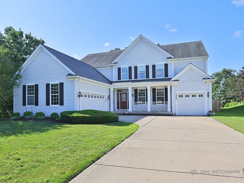 1st image of 1805 W Broadsmore Ln