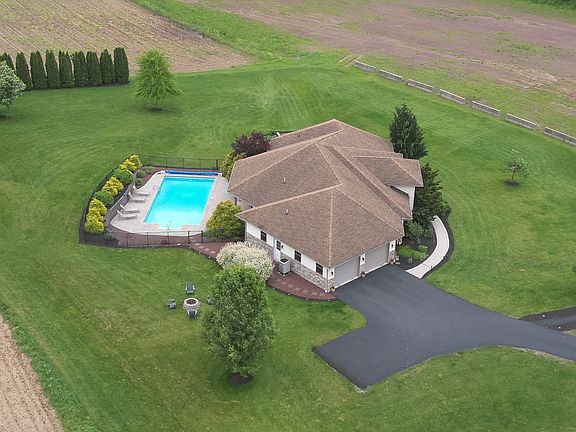 2nd image of 342 Horningtown Rd