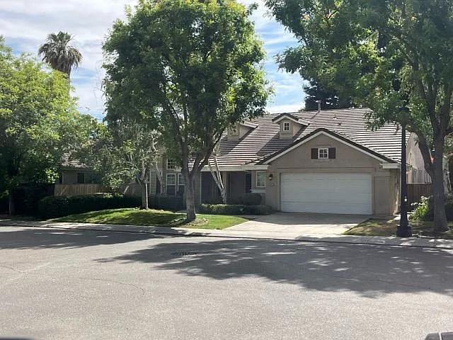3822 Brook Valley Cir — Photo 2