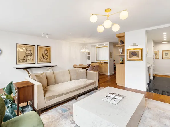 170 East 87th Street W7C image 3 of 14