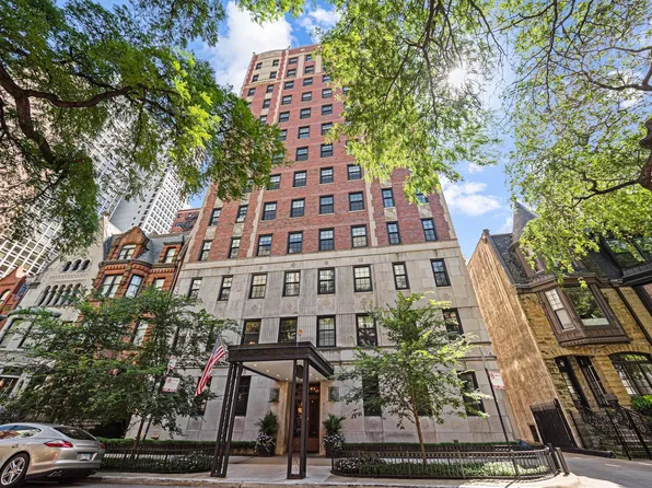 (undisclosed Address), Chicago, IL 60611