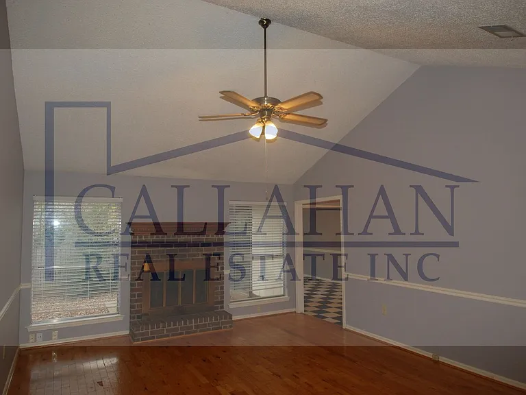 105 King Pine Rd — Photo 2