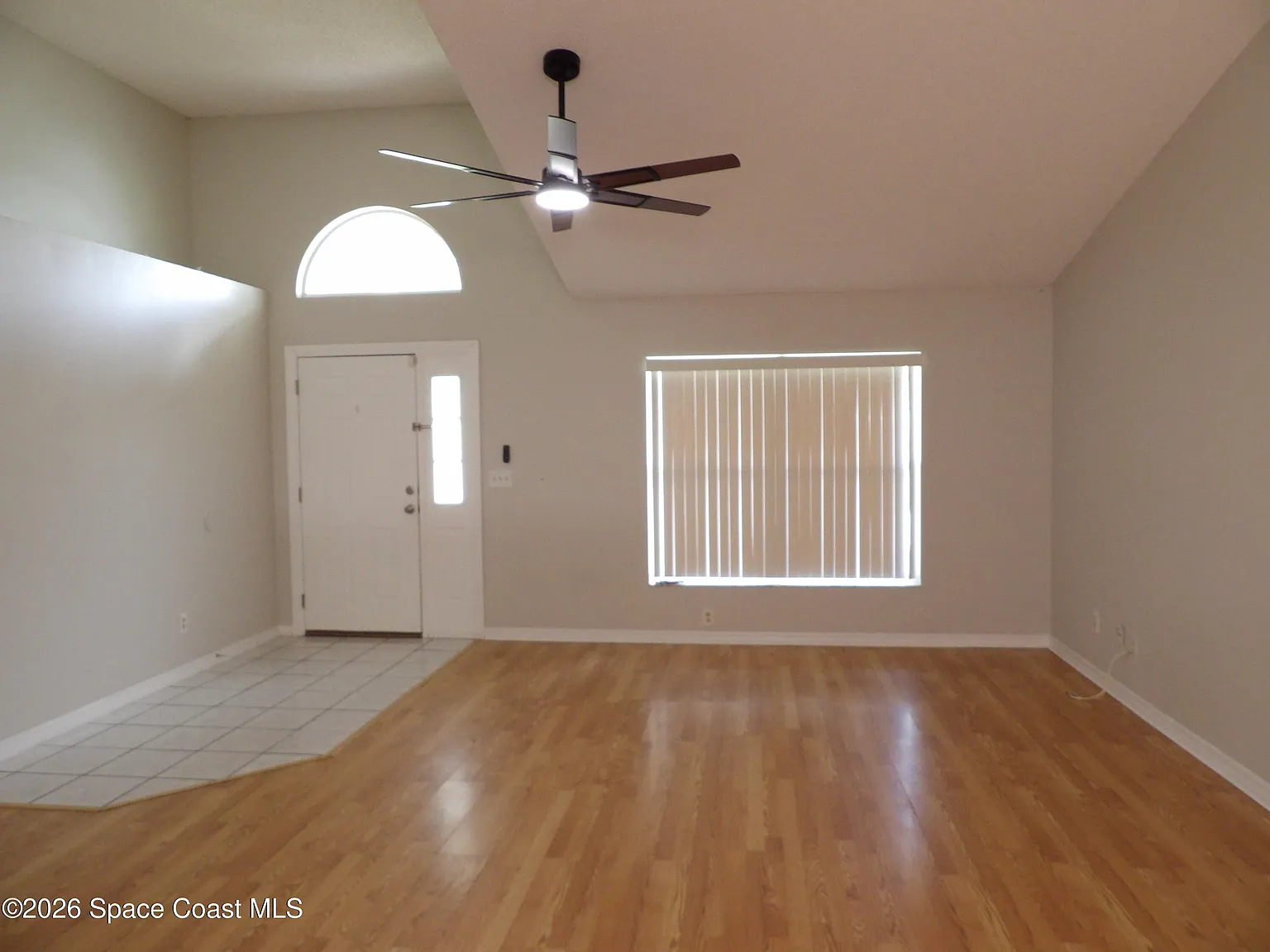 2 bed, 2.0 bath, 1229 sqft, $1,795 — Photo 2