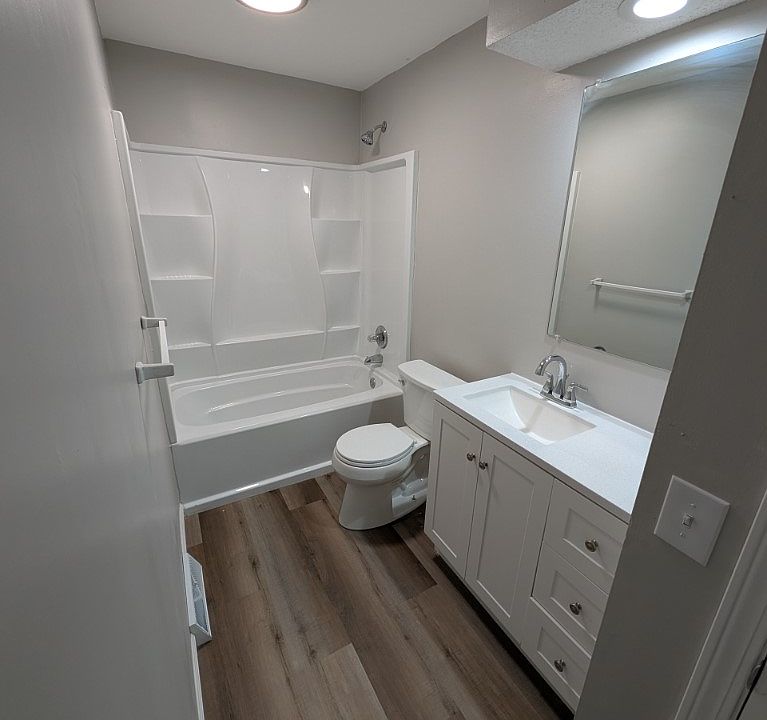 Full Bath
