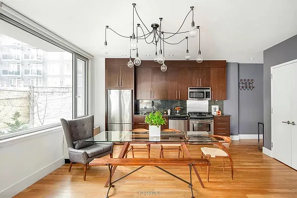 Sold by Compass | media 1