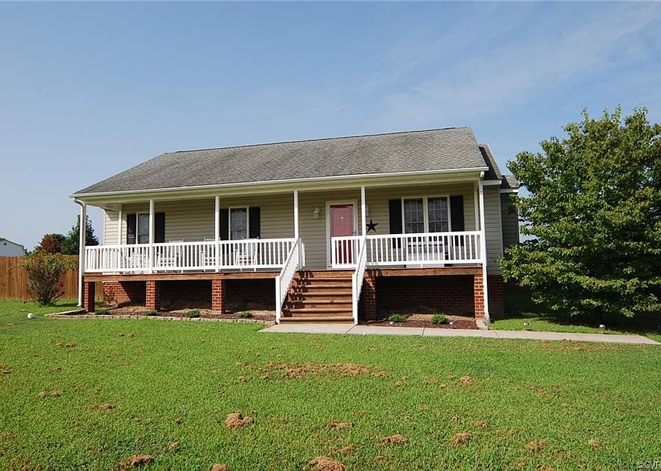 1st image of 227 Pond Dr