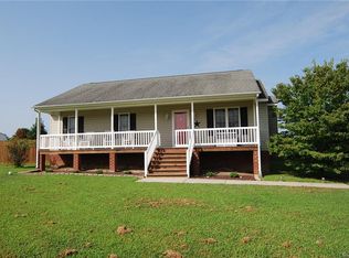 227 Pond Dr, Dunnsville, VA 22454