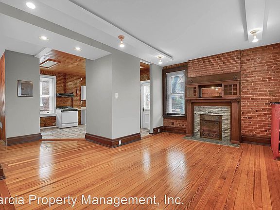 2nd image of 3021 Allen Ave #A