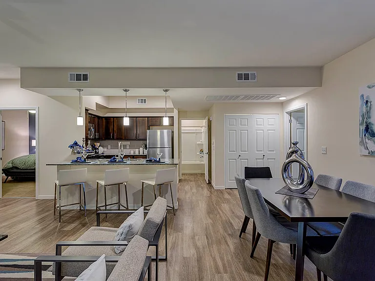 B2 1175 SQ FT 2 Bed 2 Bath