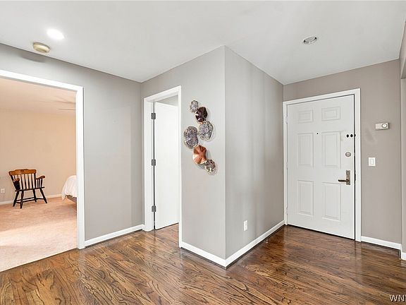 5th image of 902 Admirals Walk #902