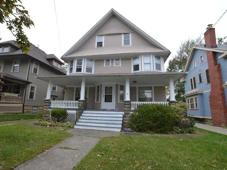 1480 Wagar Ave — Photo 1