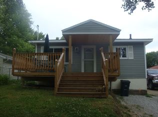 1640 Bronson Rd, Akron, OH 44305