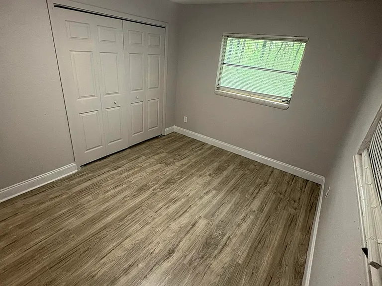 20822 SW Marine Blvd — Photo 11