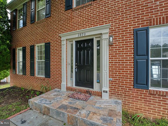 4th image of 2870 Barrley Dr