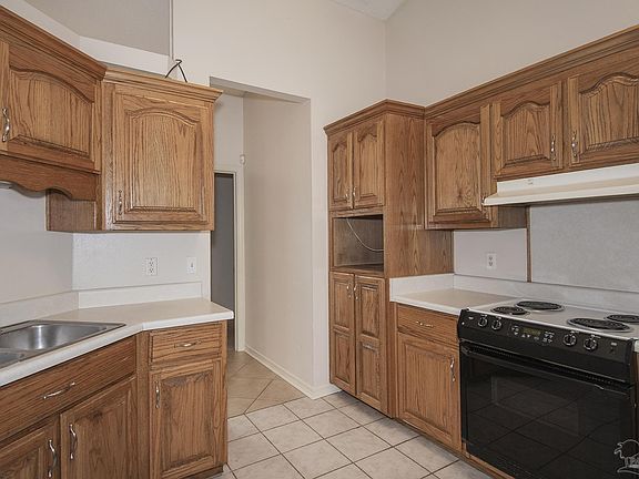 4th image of 5060 Copperfield Dr