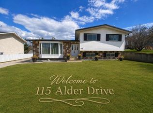 115 W Alder Dr, Hinton, AB T7V 1C7