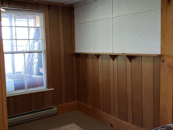 4th image of 190 McKinley St