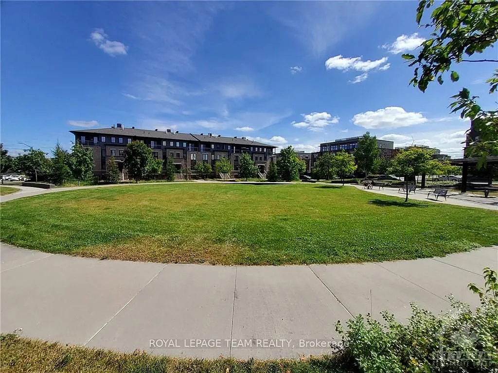 2 bed, $2,450 — Photo 3