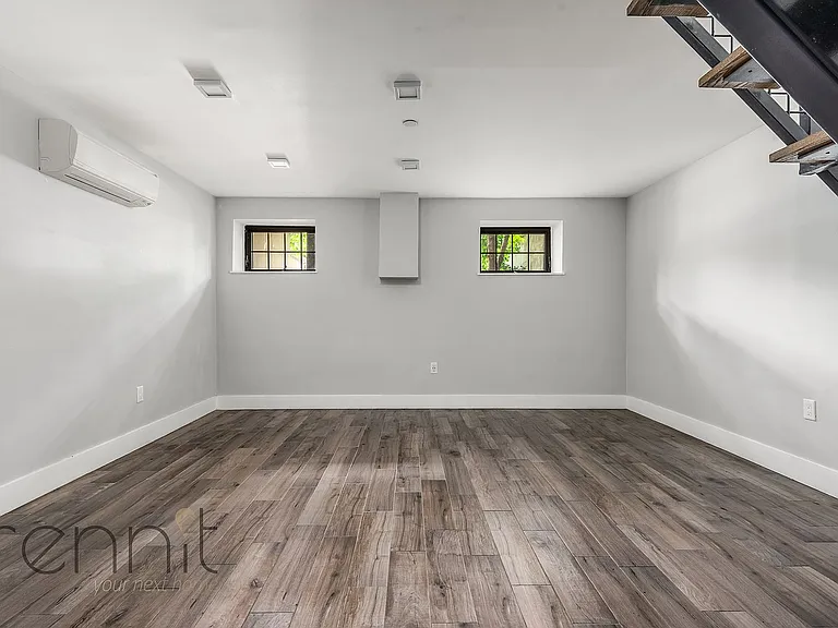295 Montgomery St #1F — Photo 7