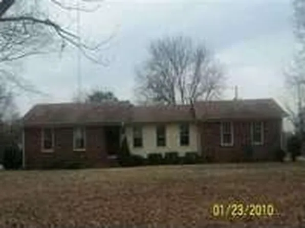 934 Emerson Rd, Alamo, TN 38001