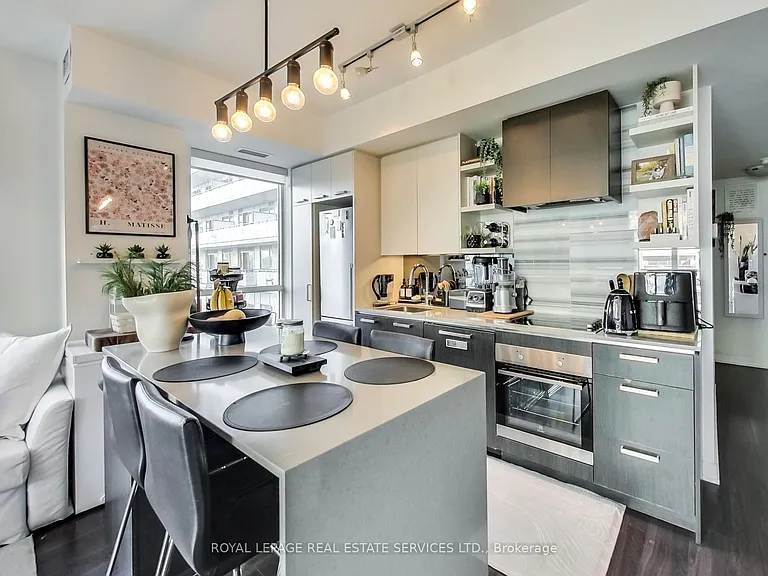 1830 Bloor St W #438 — Photo 7