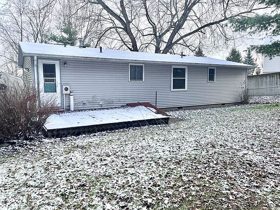 2nd image of 175 135th Ln